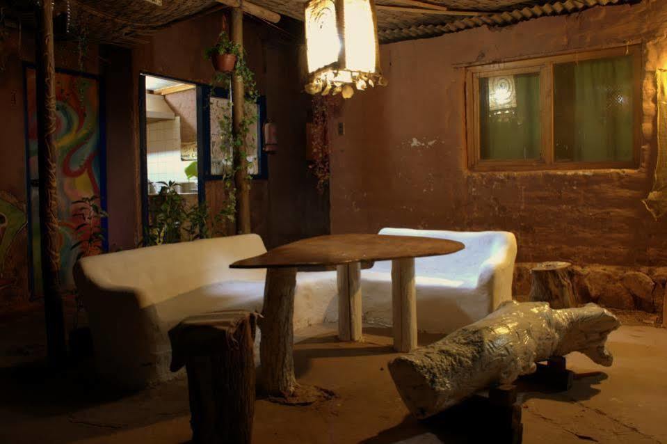 Hostal Atacama Tatais Сан-Педро-де-Атакама Экстерьер фото